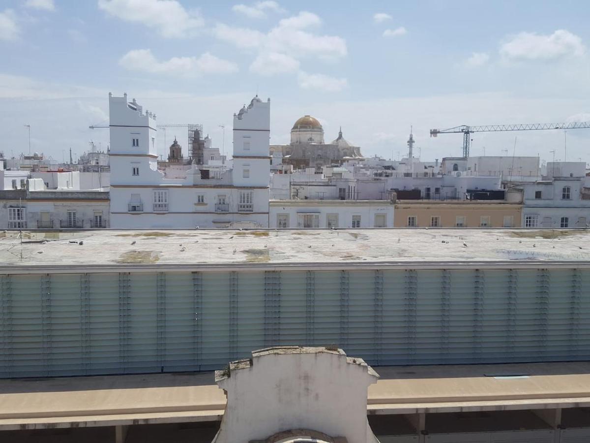 Apartamento En Pleno Centro De Cadiz Con Parking Economico Eksteriør billede